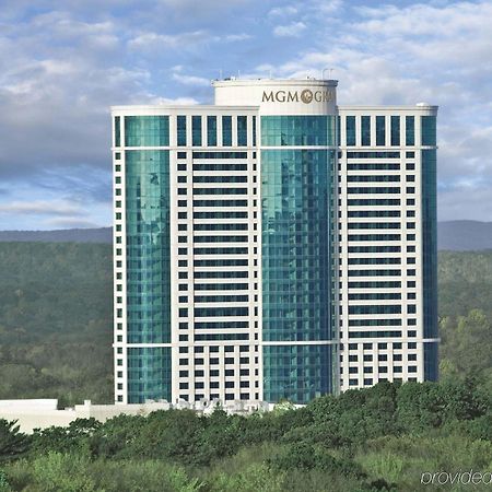 Hotel The Fox Tower At Foxwoods Ledyard Exterior foto